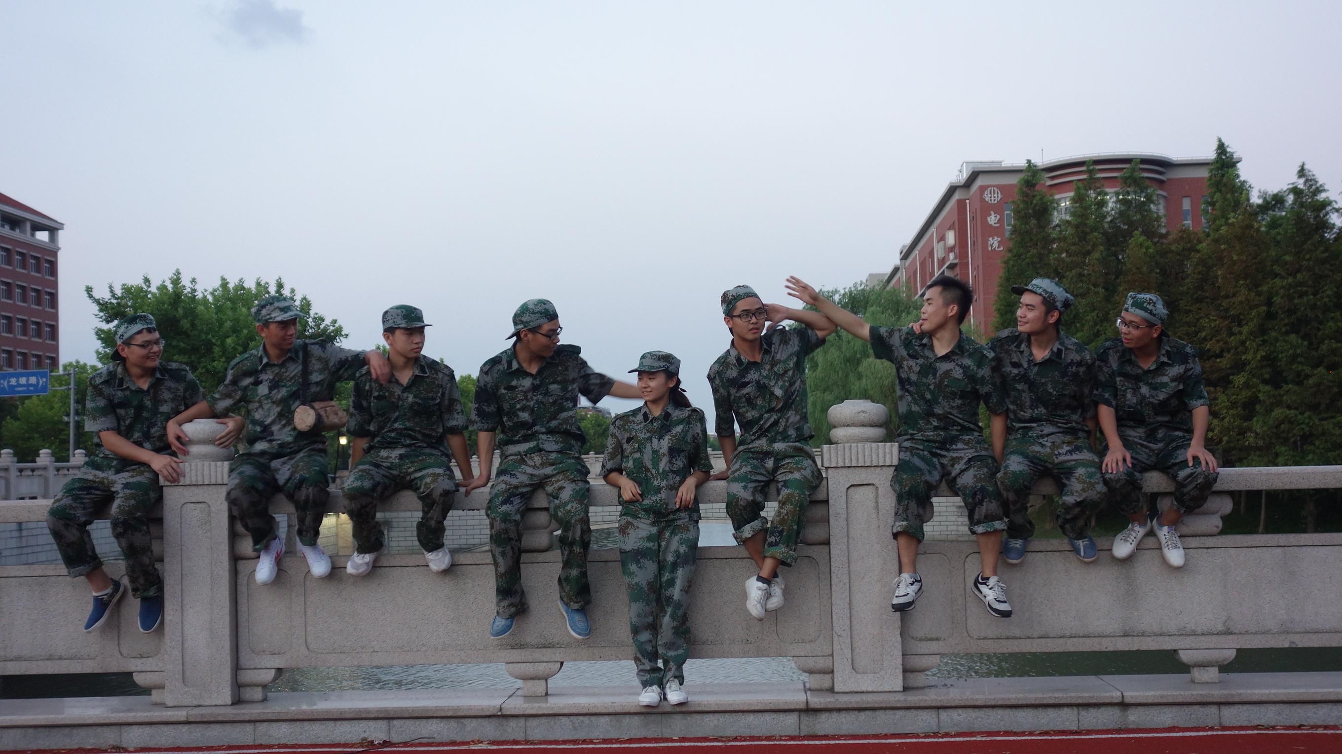 7月31日上海因仑“3+1”暑假“工程特种兵”新闻资讯