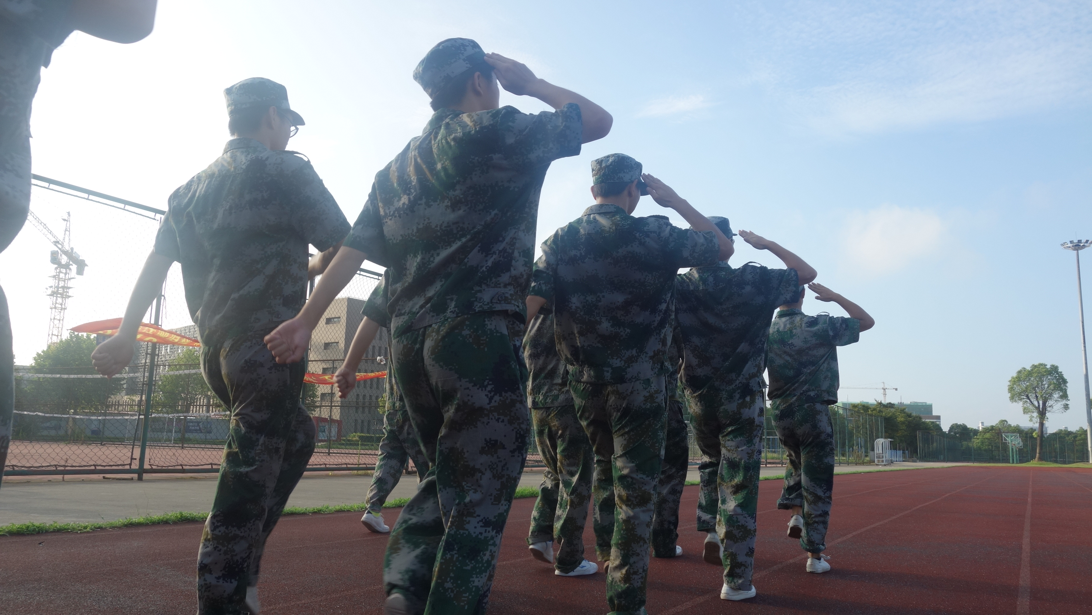 8月13日上海因仑“3+1”工程特种兵新闻资讯